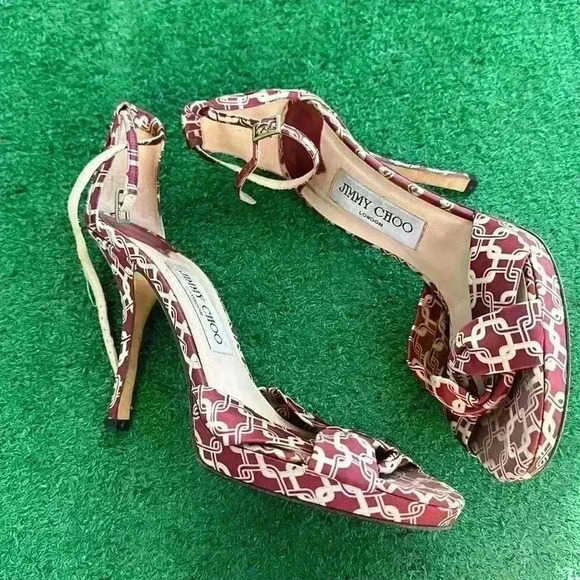 Jimmy Choo - Picture 2 of 6